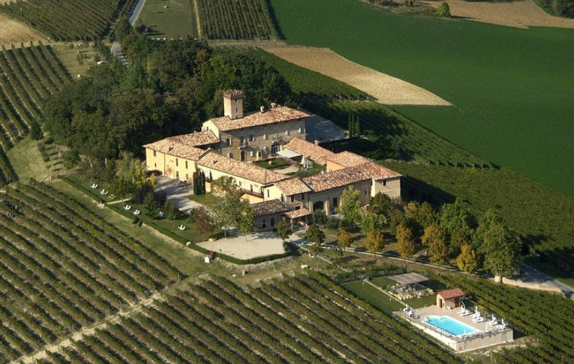 Castello di Rozzano, Italy